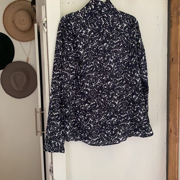 JCrew - Picture 2 of 3